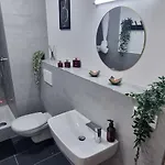 Apartman In The Heart Of